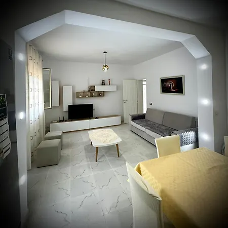 Apartment Valona *